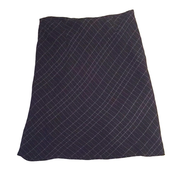 Michele Dresses & Skirts - Black skirt with white stripe design